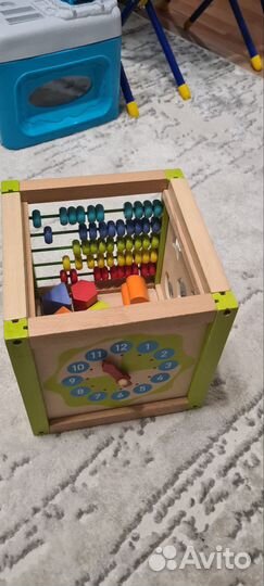 Развиваюший кубик деревянный