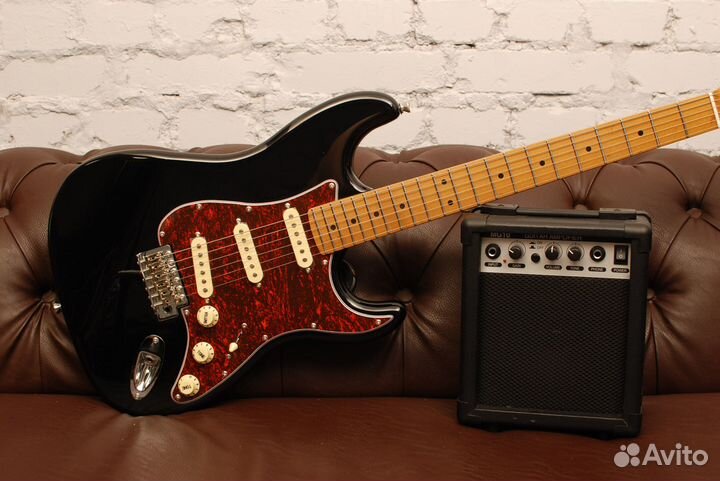 Электрогитара с комбиком (Аксессуар в подарок)
