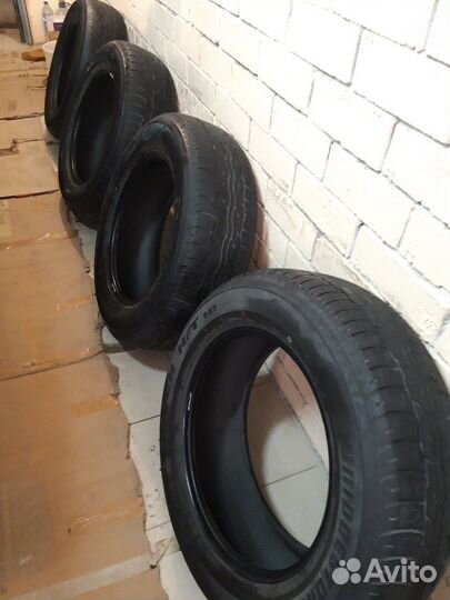 Bridgestone Dueler H/T 687 225/65 R17 101