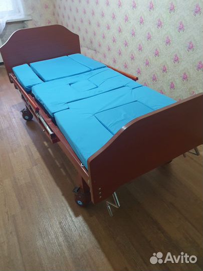 Кровать медицинская