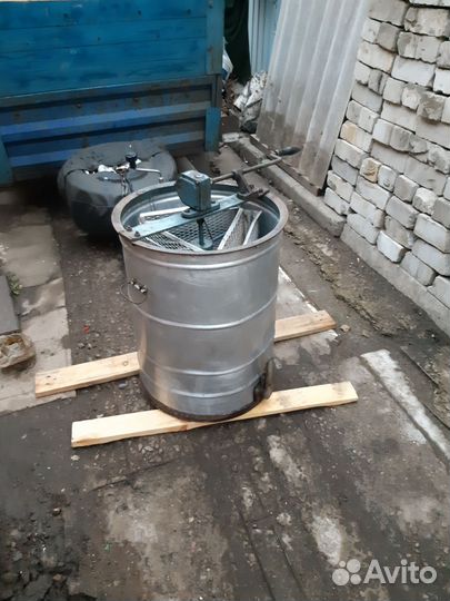 Медогонка 3 рамочная