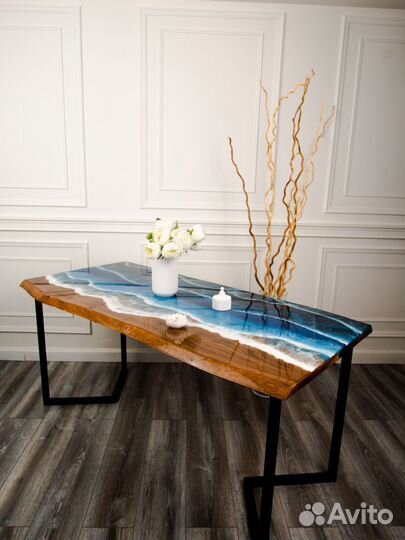 Стол из эпоксидной смолы и слэба карагача