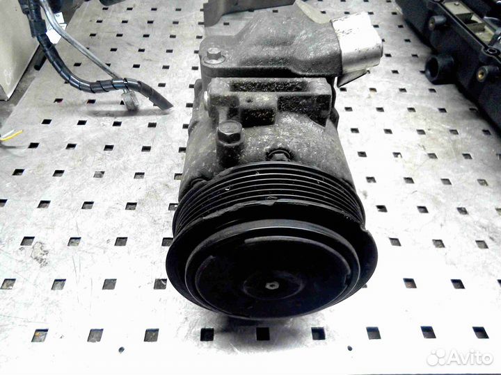 Компрессор системы кондиционирования Volkswagen Polo