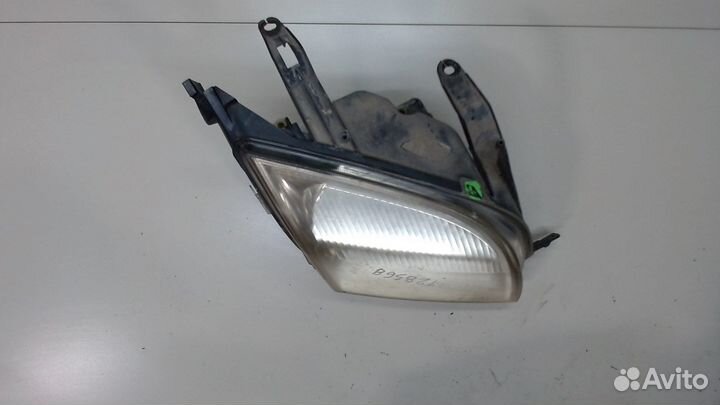 Фара (передняя) Ford Fusion, 2004