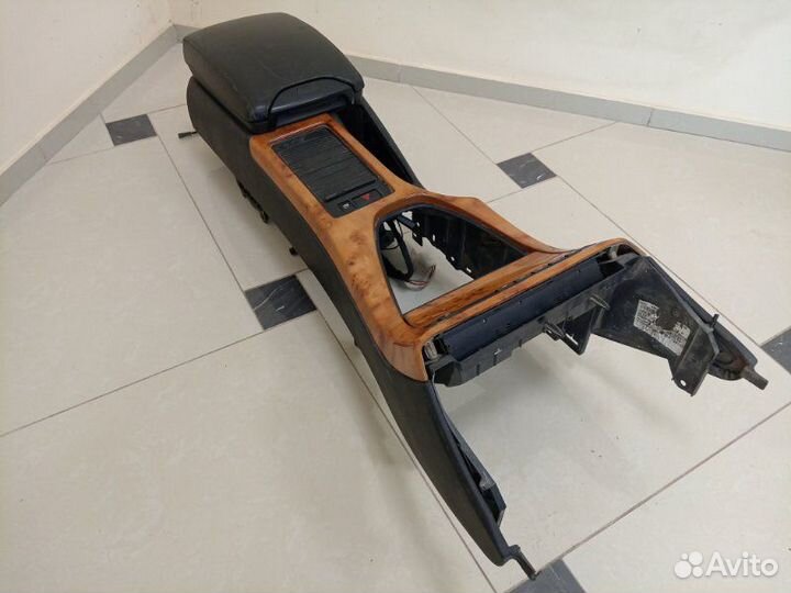 Подлокотник Bmw X5 E53 M62 2001