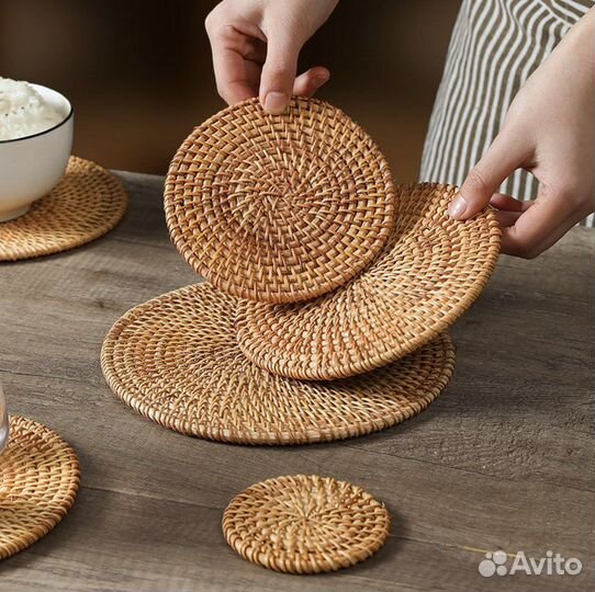 Подставка из ротанга под горячее