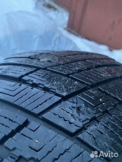 Goodyear Ultragrip Ice Arctic 225/55 R17
