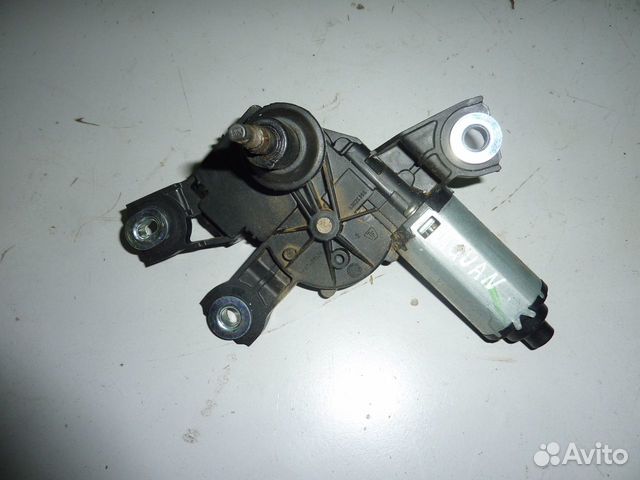 Volkswagen Tiguan моторчик дворника форсунка