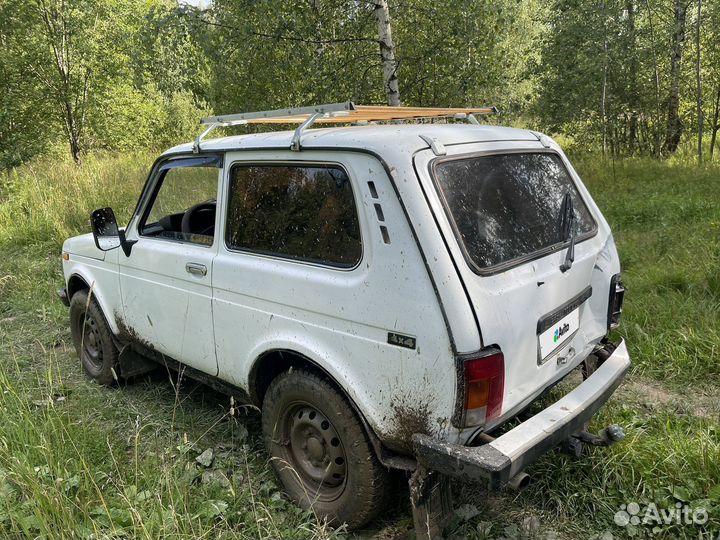 LADA 4x4 (Нива) 1.7 МТ, 2003, 126 000 км