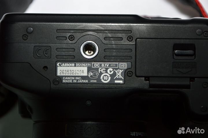 Зеркальный фотоаппарат canon 550d с 3 объективами