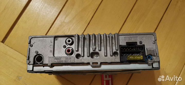 Автомагнитола sony