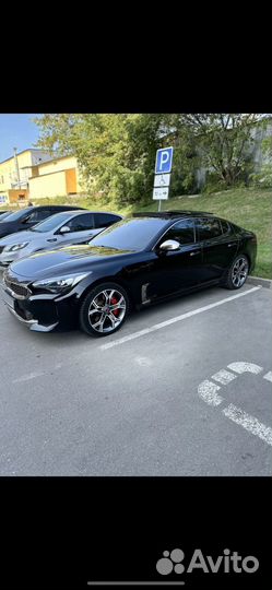 Kia Stinger 3.3 AT, 2018, 165 000 км