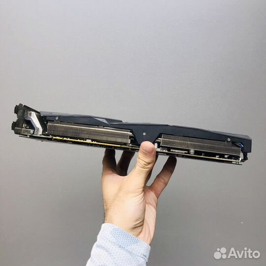 Asus strix GTX 1080 8gb