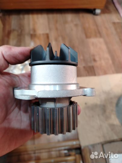 Помпа на LADA vesta