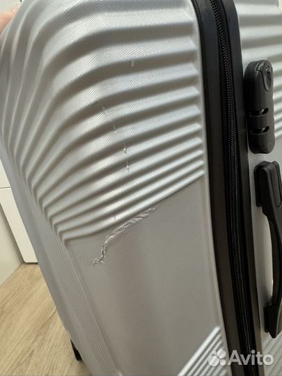 Чемодан на колесах большой бу 80л