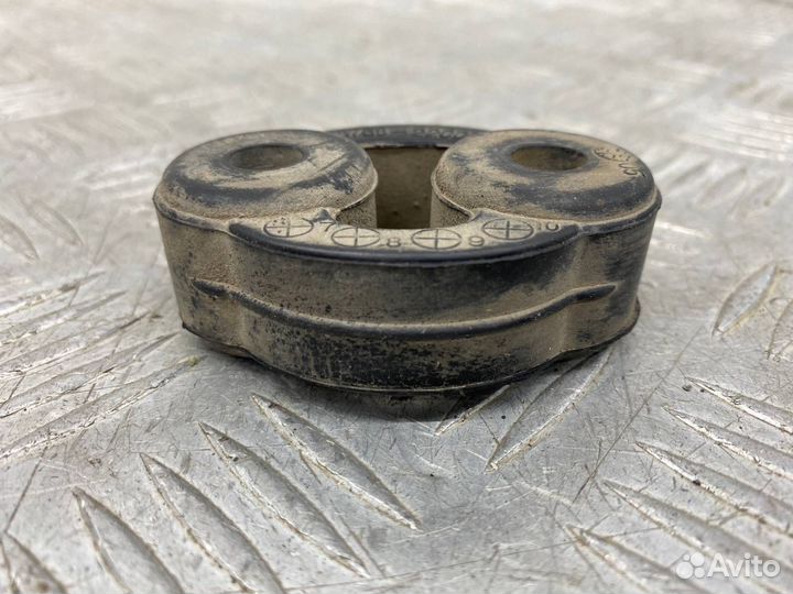 Б/У подушка глушителя (крепления, кронштейн