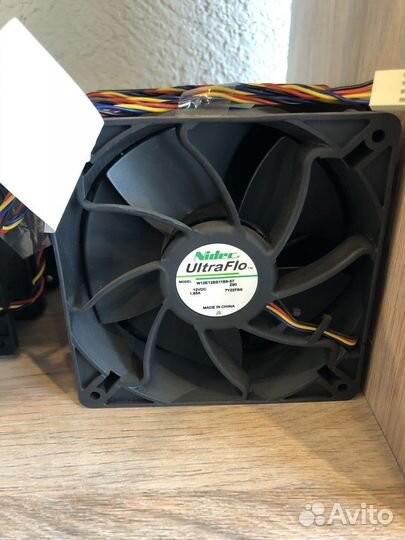 Вентилятор 4pin 12см 12V 1.65A Nidec