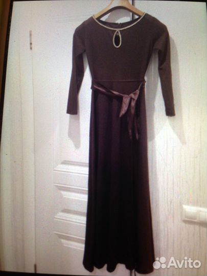 Вечернее платье в пол р 42 с поясом