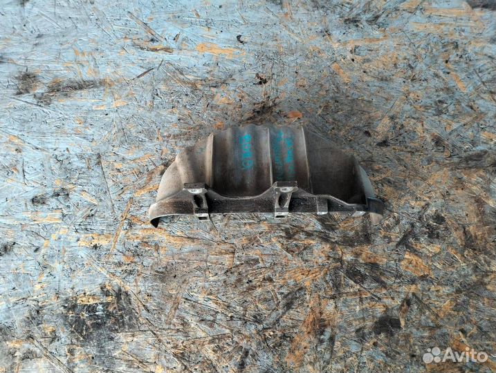 Защита глушителя Volkswagen Bora 2.0 тепловой экра