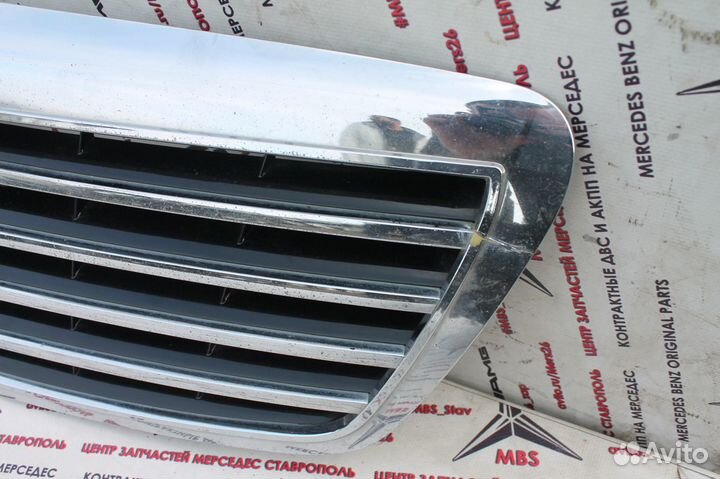 Решетка радиатора W221 Дорест Mercedes (дефект)
