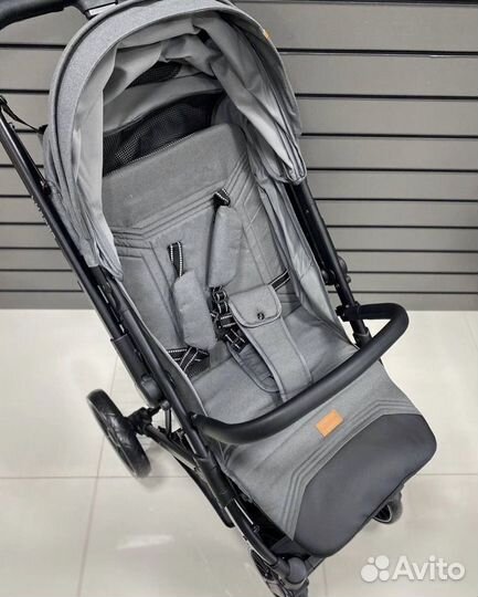 Коляска с перекидной ручкой. Доставка