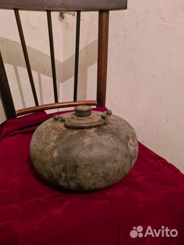 Старинный сосуд