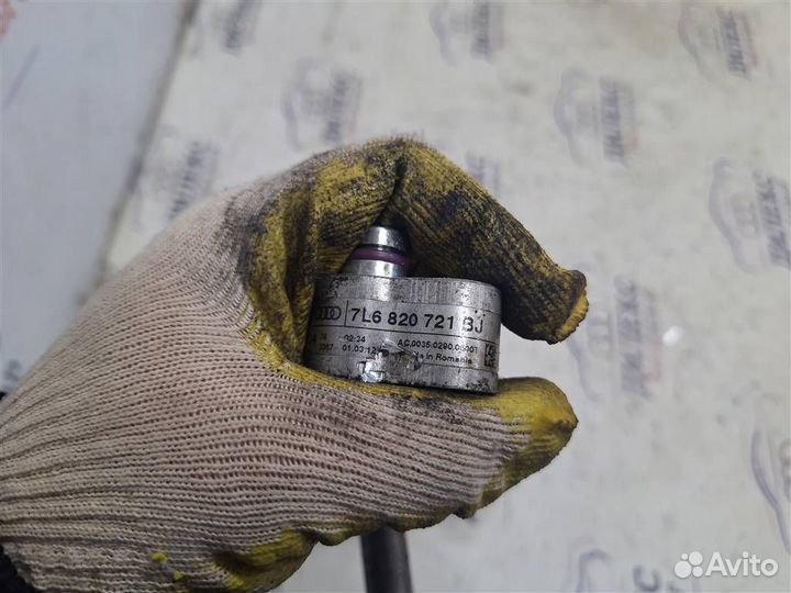 Трубка кондиционера Audi Q7 2005