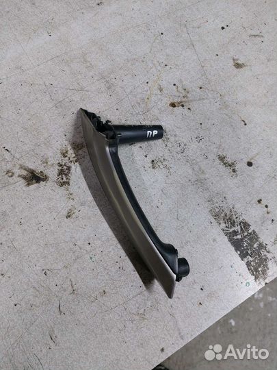 Ручка внутренняя двери toyota camry 40