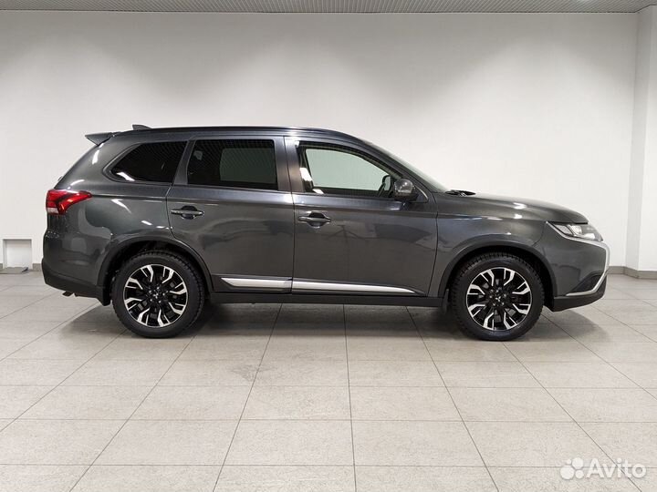 Mitsubishi Outlander 2.4 CVT, 2021, 70 583 км