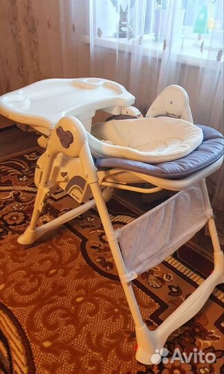 Стульчик для кормления brevi