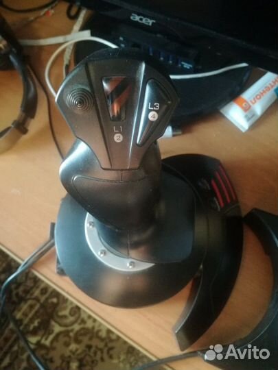 Джойстик thrustmaster t-flight hotas x