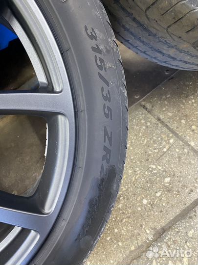 Pirelli P Zero 285/40 R21 и 315/35 R21 109Y