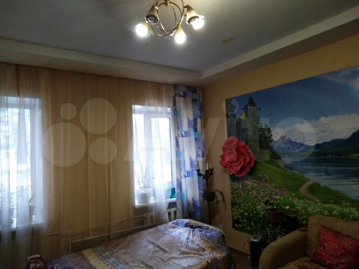 3-к. квартира, 82 м², 1/3 эт.