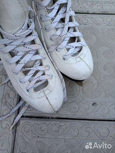 Коньки фигурные 37 размер