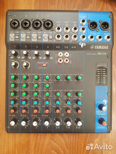 Микшерный пульт Yamaha MG10