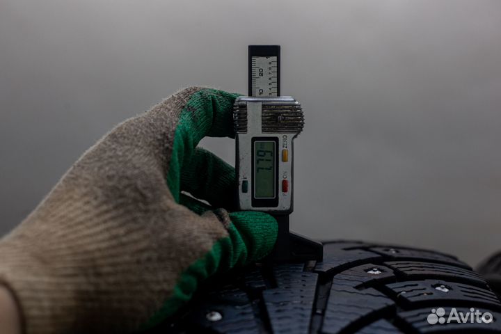 Nokian Tyres Hakkapeliitta 5 235/55 R17 103T