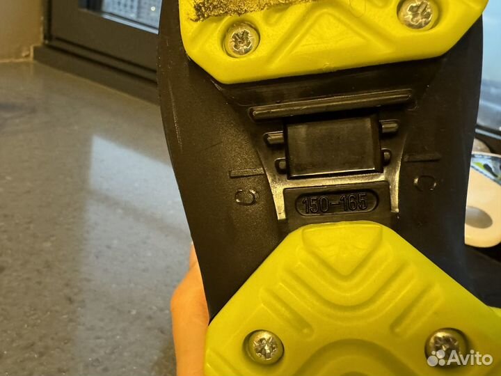 Детские горнолыжные ботинки 150-166