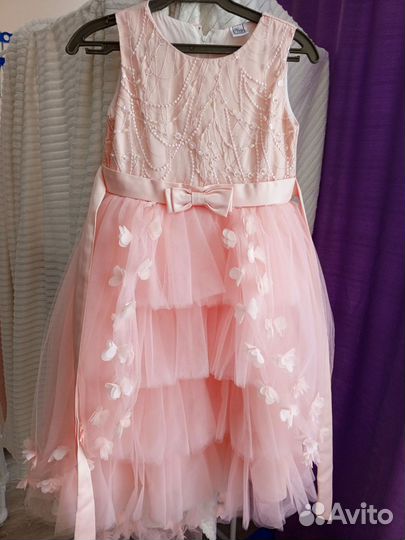 Платье на выпускной с подьюбником