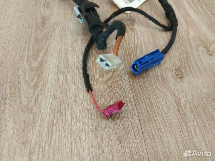 Проводка крышки багажника Mercedes w164 ML 164