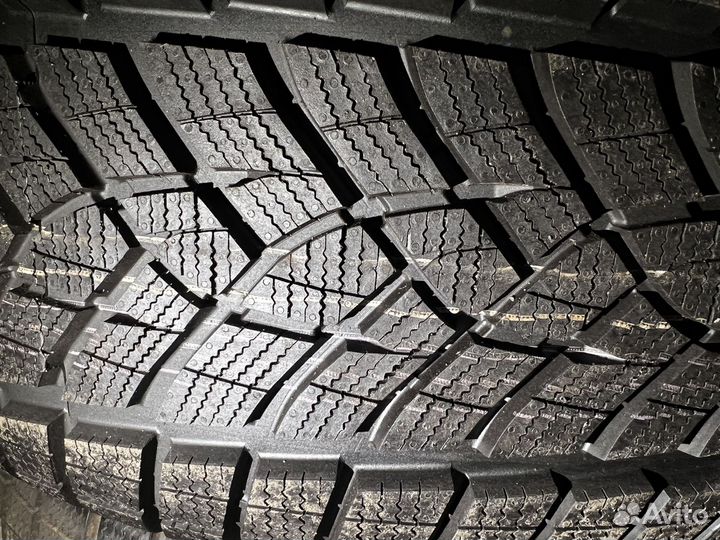 Goodyear UltraGrip Ice SUV 285/60 R18