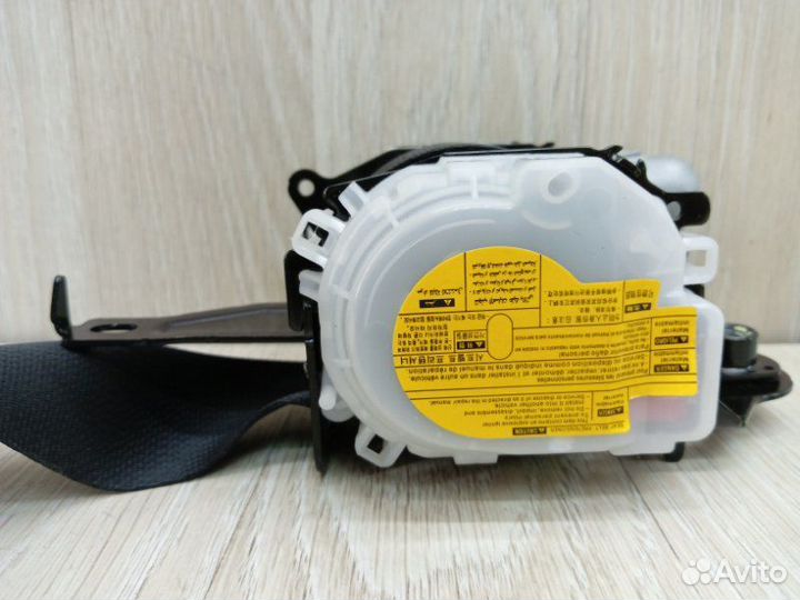 Ремень безопасности с пиропатроном передний правый