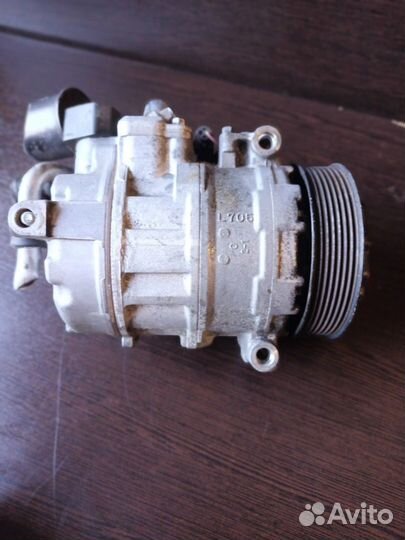 Компрессор кондиционера mercedes 447220-9790