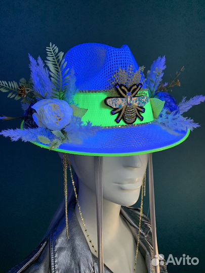 Шляпа с цветами