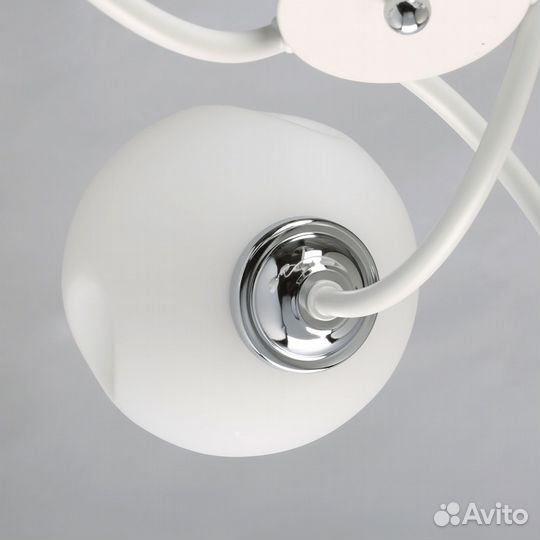 Элегантная потолочная люстра из колекции Вита De C