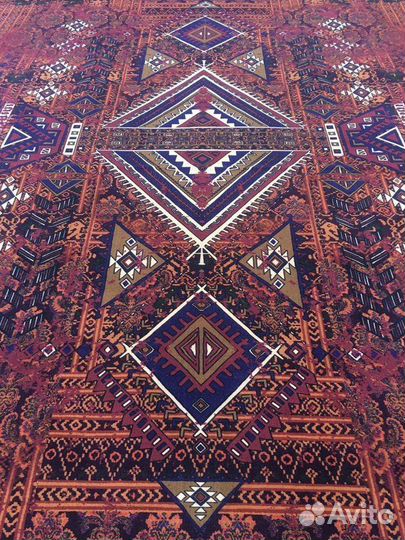 Эксклюзивный,иранский ковёр.Размер 3 на 4