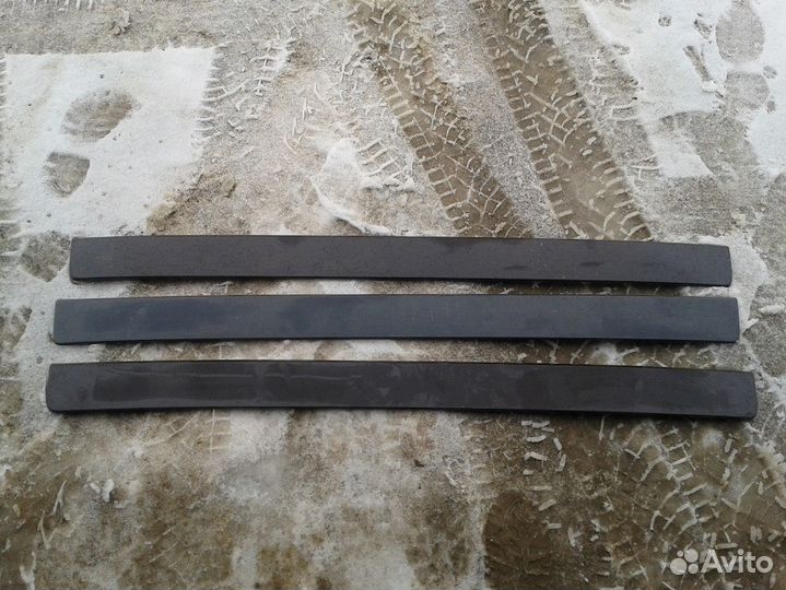 Range Rover Vogue 2002-12 накладка на задний борт