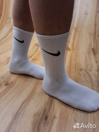 Носки Nike высокие белые