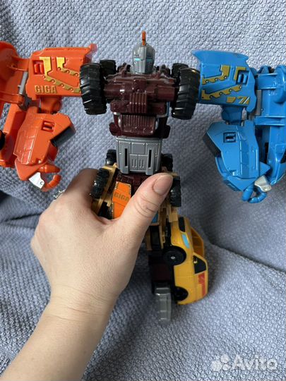 Тобот Гига 7