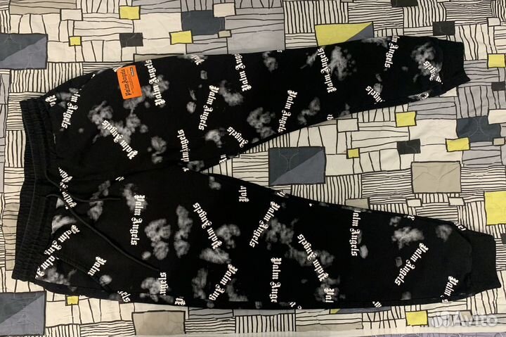 Спортивные штаны