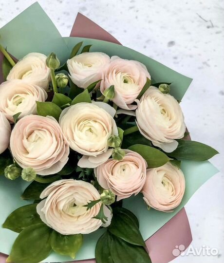 Букет из ранункулюса